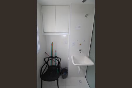 Apartamento para alugar com 60m², 2 quartos e 1 vagaÁrea de Serviço
