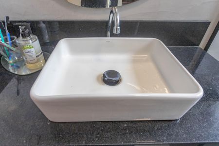 Apartamento à venda com 47m², 2 quartos e 1 vagaBanheiro 