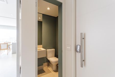 Apartamento para alugar com 156m², 2 quartos e 3 vagasLavabo
