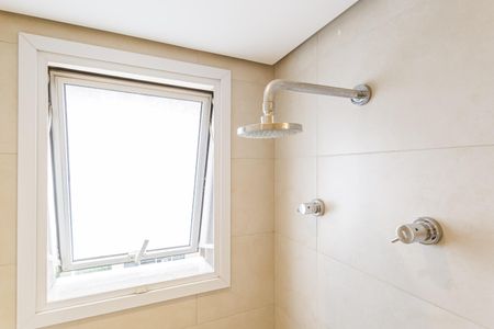 Apartamento para alugar com 156m², 2 quartos e 3 vagasBanheiro da Suíte 1