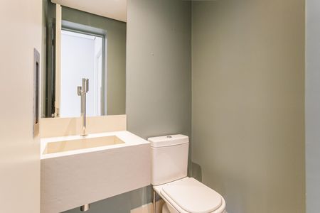 Apartamento para alugar com 156m², 2 quartos e 3 vagasLavabo