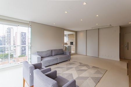 Apartamento para alugar com 156m², 2 quartos e 3 vagasSala