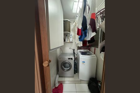 Apartamento para alugar com 74m², 2 quartos e 1 vagaÁrea de serviço