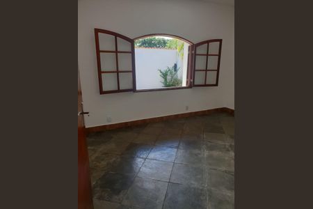 Casa para alugar com 96m², 2 quartos e 1 vaga Casa para alugar com 96m², 2 quartos e 1 vagaQuarto