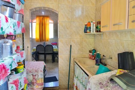 Casa à venda com 300m², 5 quartos e 1 vagaÁrea de Serviço