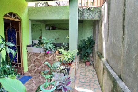 Casa à venda com 300m², 5 quartos e 1 vagaÁrea Externa - Entrada