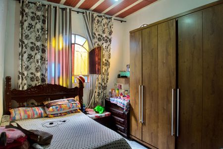 Casa à venda com 300m², 5 quartos e 1 vagaQuarto 2