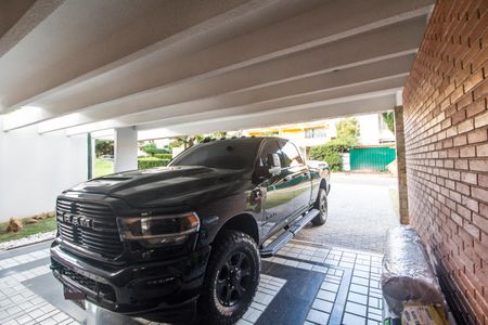 Casa de condomínio para alugar com 360m², 2 quartos e 6 vagas Casa de condomínio para alugar com 360m², 2 quartos e 6 vagasGaragem