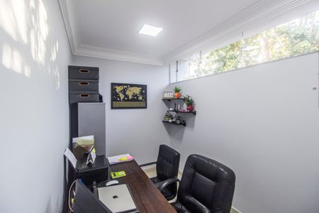 Casa de condomínio para alugar com 360m², 2 quartos e 6 vagas Casa de condomínio para alugar com 360m², 2 quartos e 6 vagasEscritório