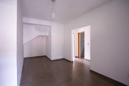 Casa para alugar com 73m², 1 quarto e 1 vagaSala