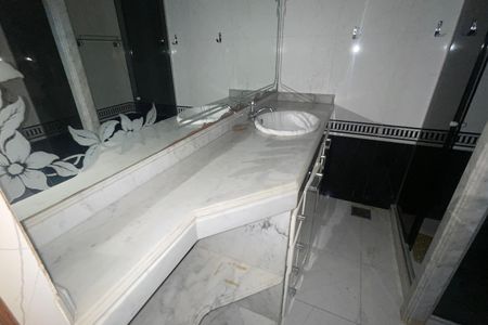 Apartamento para alugar com 94m², 2 quartos e 1 vagaBanheiro da Suíte
