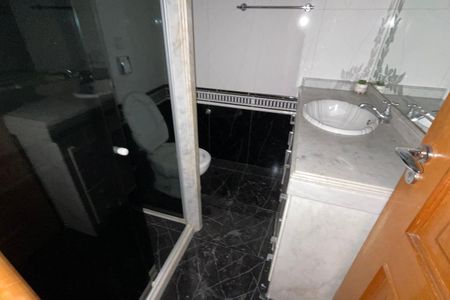 Apartamento para alugar com 94m², 3 quartos e 1 vaga Apartamento para alugar com 94m², 3 quartos e 1 vagaBanheiro