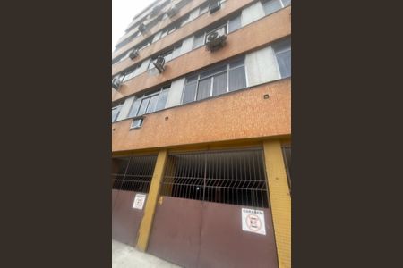 Apartamento para alugar com 94m², 3 quartos e 1 vaga Apartamento para alugar com 94m², 3 quartos e 1 vagaFachada