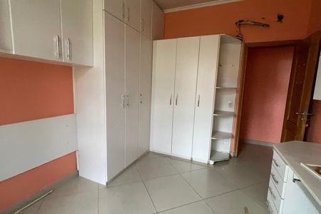 Apartamento para alugar com 94m², 3 quartos e 1 vaga Apartamento para alugar com 94m², 3 quartos e 1 vagaQuarto