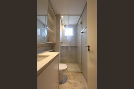 Apartamento à venda com 64m², 2 quartos e 1 vaga Apartamento à venda com 64m², 2 quartos e 1 vagaBanheiro da Suíte