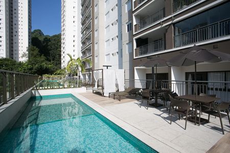 Apartamento à venda com 64m², 2 quartos e 1 vaga Apartamento à venda com 64m², 2 quartos e 1 vagaÁrea comum - Piscina