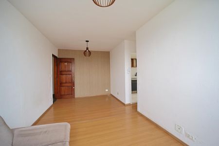 Apartamento à venda com 64m², 2 quartos e sem vagaSala