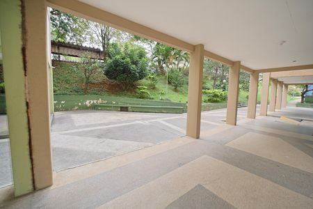 Apartamento à venda com 64m², 2 quartos e sem vagaÁrea comum