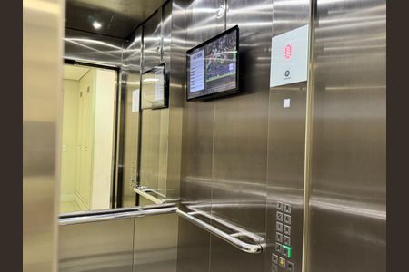 Apartamento à venda com 42m², 2 quartos e 1 vagaElevador 