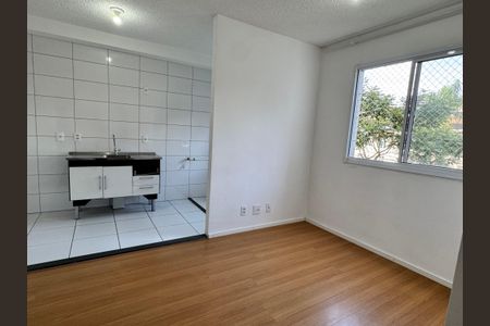 Apartamento à venda com 42m², 2 quartos e 1 vagaSala / Cozinha 