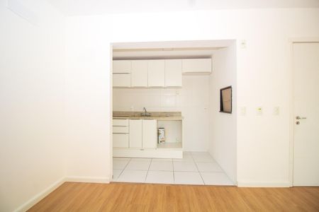 Sala de apartamento para alugar com 3 quartos, 77m² em Marechal Rondon, Canoas