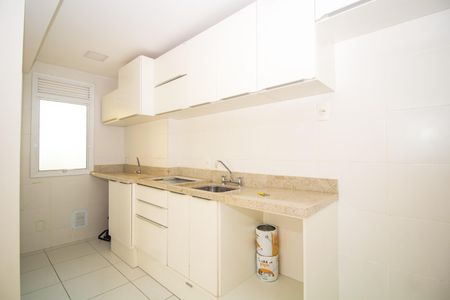 Cozinha de apartamento para alugar com 3 quartos, 77m² em Marechal Rondon, Canoas