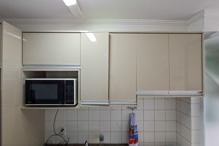 Apartamento para alugar com 62m², 2 quartos e 1 vagaCozinha 