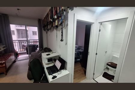 Sala de apartamento para alugar com 2 quartos, 37m² em Vila Isa, São Paulo