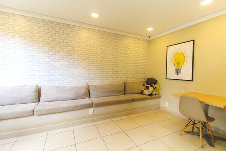 Apartamento para alugar com 32m², 2 quartos e sem vaga Apartamento para alugar com 32m², 2 quartos e sem vagaSala de estudos