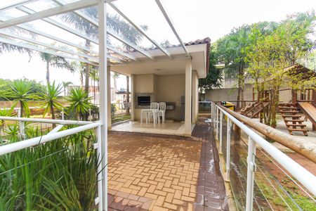 Apartamento para alugar com 32m², 2 quartos e sem vaga Apartamento para alugar com 32m², 2 quartos e sem vagaÁrea comum - Churrasqueira