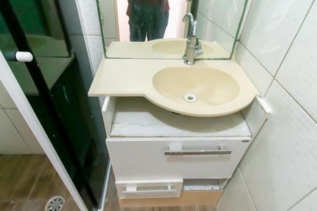 Apartamento para alugar com 48m², 2 quartos e 1 vaga Apartamento para alugar com 48m², 2 quartos e 1 vagaBanheiro