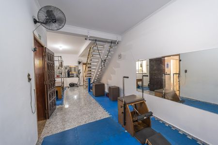 Casa à venda com 195m², 3 quartos e 2 vagasSala