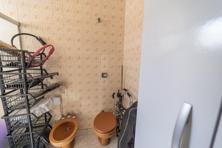 Casa à venda com 195m², 3 quartos e 2 vagasBanheiro do quarto 1