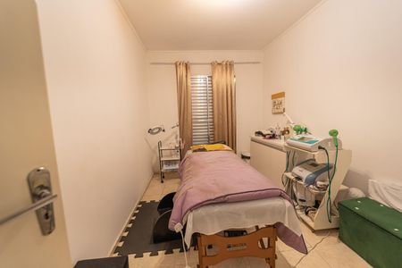 Casa à venda com 195m², 3 quartos e 2 vagasQuarto 3