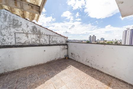 Casa à venda com 195m², 3 quartos e 2 vagasÁrea de Serviço / Terraço