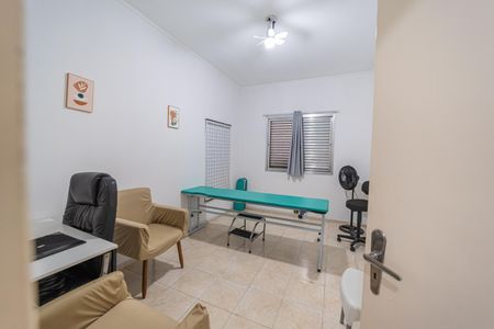 Casa à venda com 195m², 3 quartos e 2 vagasQuarto 2