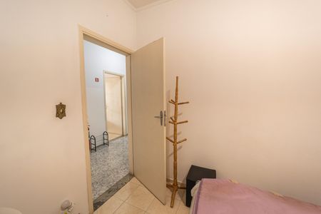 Casa à venda com 195m², 3 quartos e 2 vagasQuarto 3