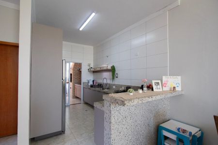 Casa de condomínio para alugar com 154m², 3 quartos e 2 vagas Casa de condomínio para alugar com 154m², 3 quartos e 2 vagasCozinha