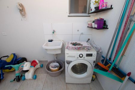 Casa de condomínio para alugar com 154m², 3 quartos e 2 vagas Casa de condomínio para alugar com 154m², 3 quartos e 2 vagasÁrea de Serviço / Quintal