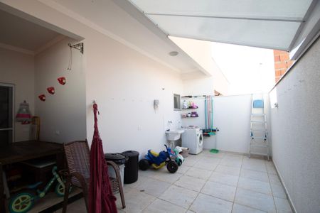 Casa de condomínio para alugar com 154m², 3 quartos e 2 vagas Casa de condomínio para alugar com 154m², 3 quartos e 2 vagasÁrea de Serviço / Quintal