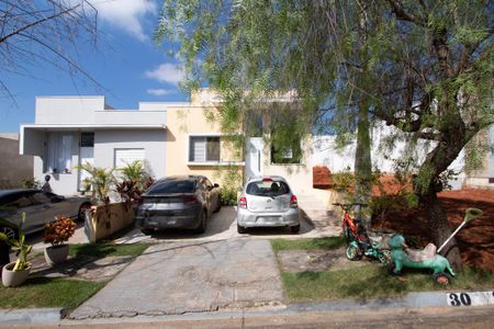 Casa de condomínio para alugar com 154m², 3 quartos e 2 vagas Casa de condomínio para alugar com 154m², 3 quartos e 2 vagasGaragem