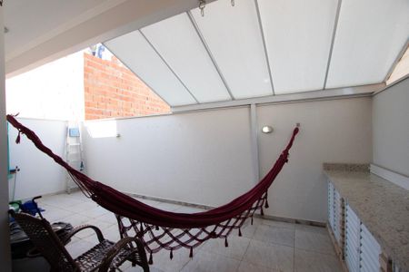 Casa de condomínio para alugar com 154m², 3 quartos e 2 vagas Casa de condomínio para alugar com 154m², 3 quartos e 2 vagasÁrea de Serviço / Quintal