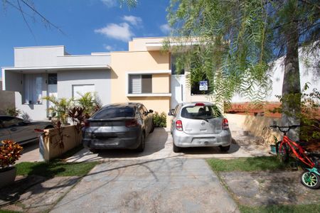 Casa de condomínio para alugar com 154m², 3 quartos e 2 vagas Casa de condomínio para alugar com 154m², 3 quartos e 2 vagasGaragem