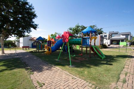 Casa de condomínio para alugar com 154m², 3 quartos e 2 vagas Casa de condomínio para alugar com 154m², 3 quartos e 2 vagasÁrea comum