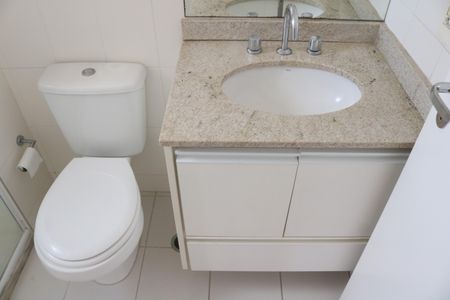 Apartamento à venda com 65m², 1 quarto e 2 vagasBanheiro 1