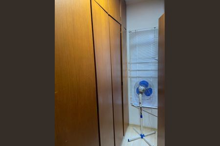 Casa à venda com 320m², 4 quartos e 2 vagasCloset da suíte