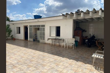 Casa à venda com 320m², 4 quartos e 2 vagasQuintal