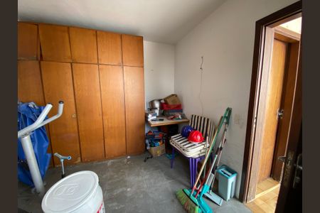 Casa à venda com 320m², 4 quartos e 2 vagasEdicula
