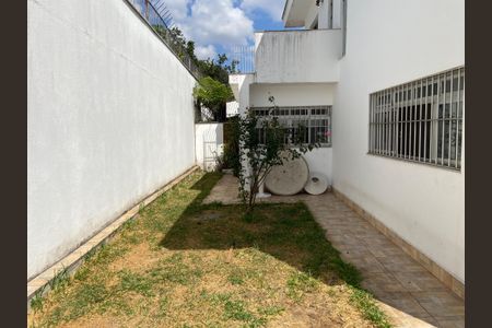 Casa à venda com 320m², 4 quartos e 2 vagasQuintal