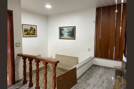 Casa à venda com 320m², 4 quartos e 2 vagasSala 1